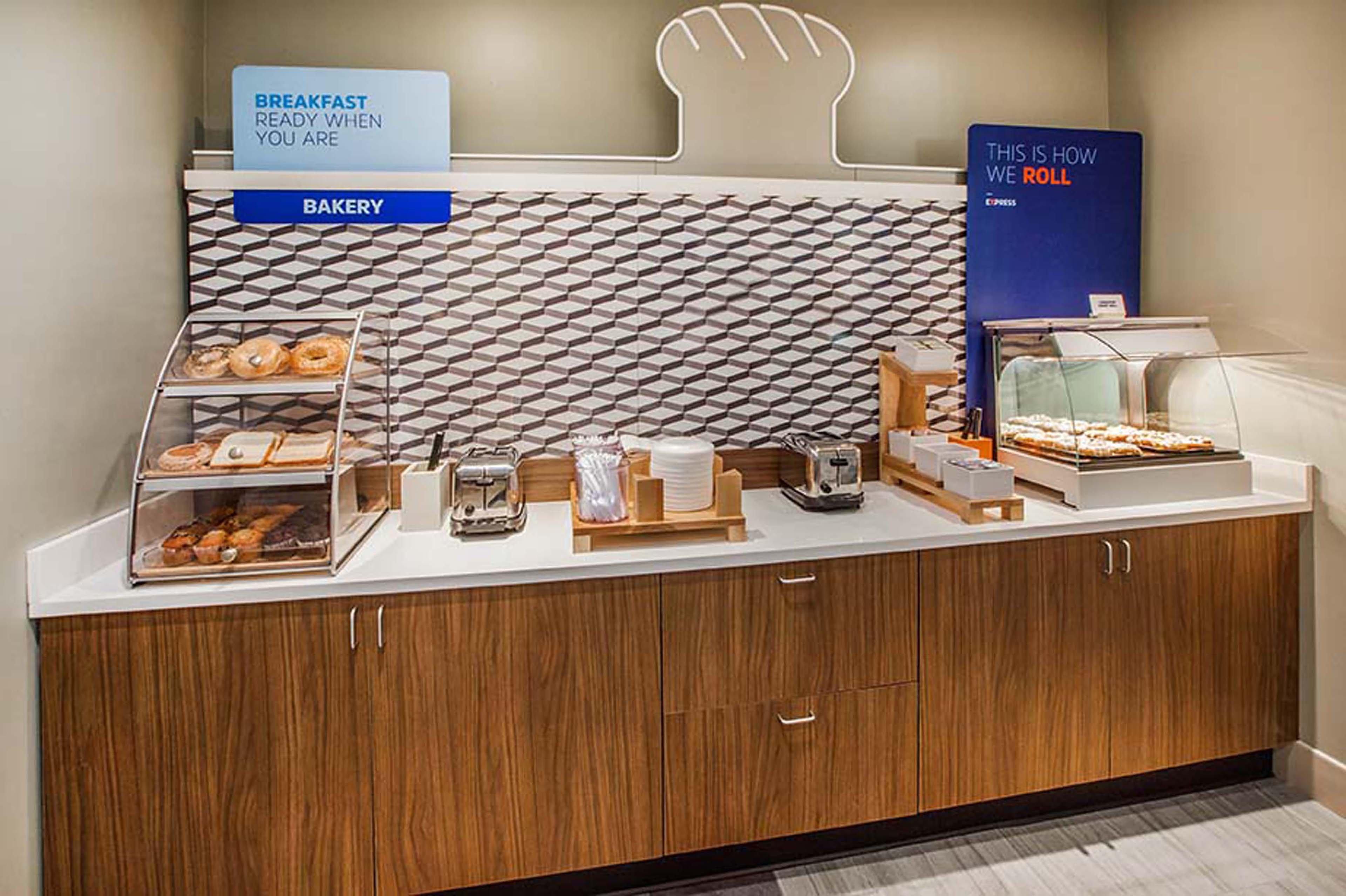Holiday Inn Express Frisco Legacy Park Area, An Ihg Hotel Ngoại thất bức ảnh
